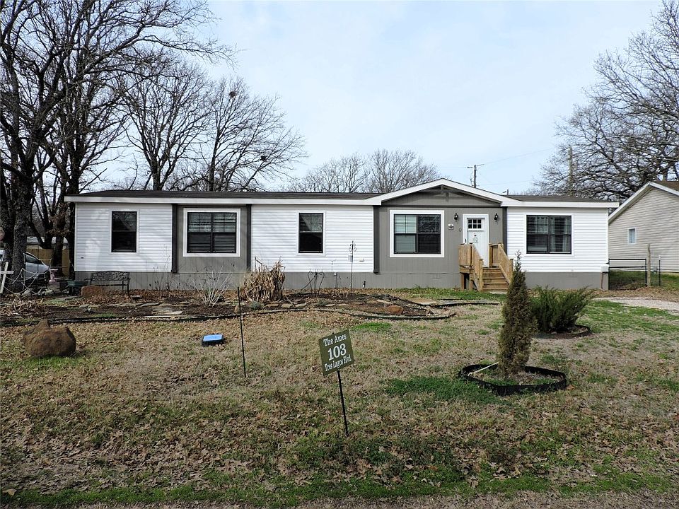 1st image of 103 Tres Lagos Blvd