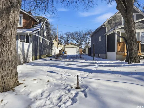 2305 Quebec Street, Regina, SK S4P 1K5