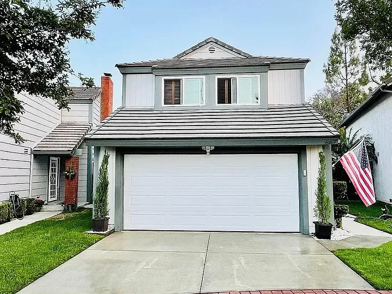 867 El Paso Ct — Photo 2