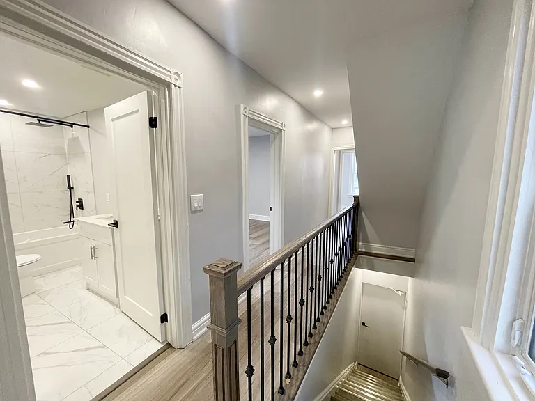 700 Wilson St #2 — Photo 8