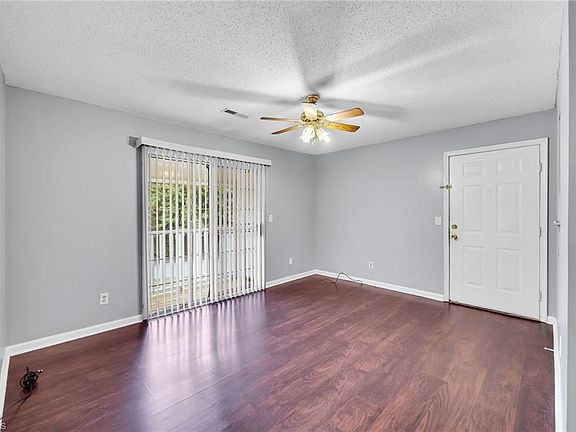 4th image of 511 Mystic Dr APT G