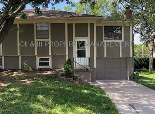8904 Haskins St, Lenexa, KS 66215