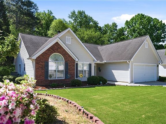 2nd image of 3289 Hampton Trace Ct
