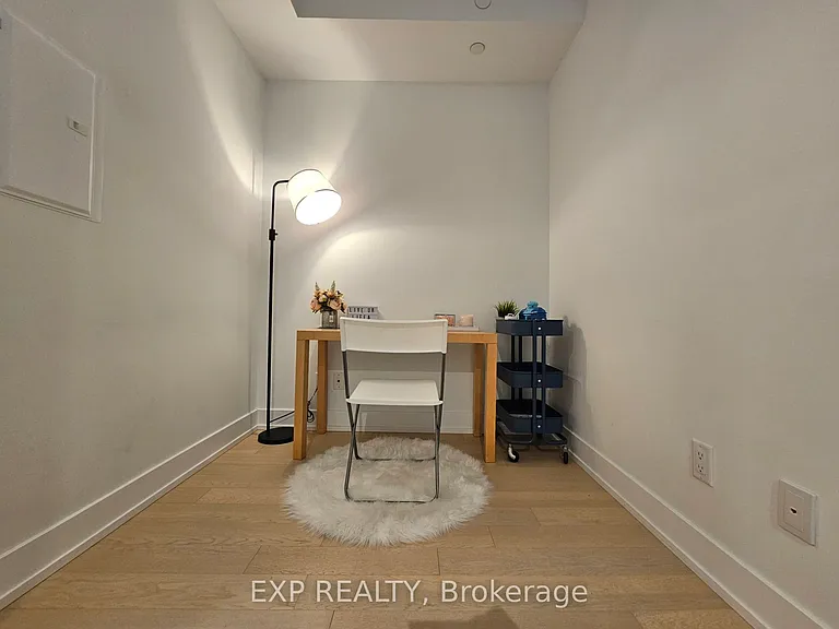 7 Grenville St #1209 — Photo 7
