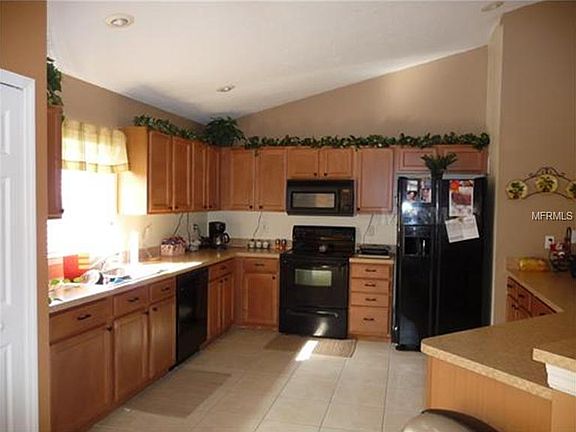 5th image of 1540 Oak Valley Blvd