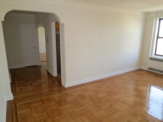 Rented by Velsor Realty | media 4