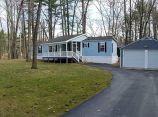 2 Brewster Rd, Derry, NH 03038