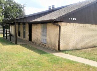 1919 Pine Tree Dr #A, Bryan, TX 77802