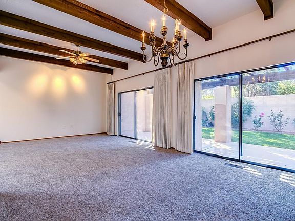 010_Living Room (6)