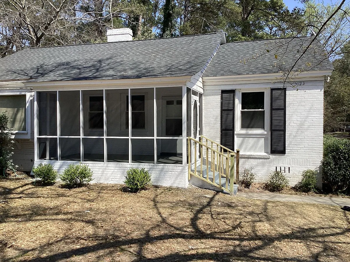Building Photo - 5123 Kilbourne Rd