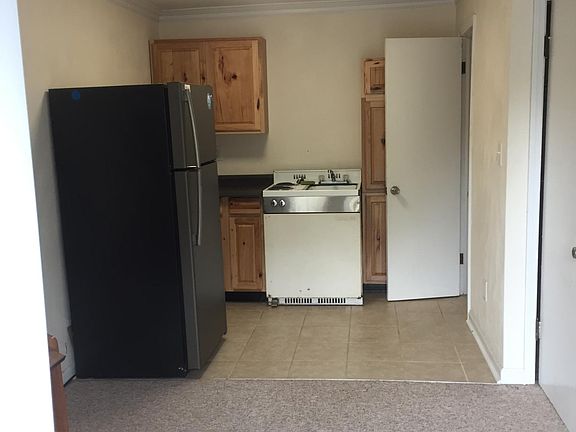 3rd image of 754 Dalewood Ave