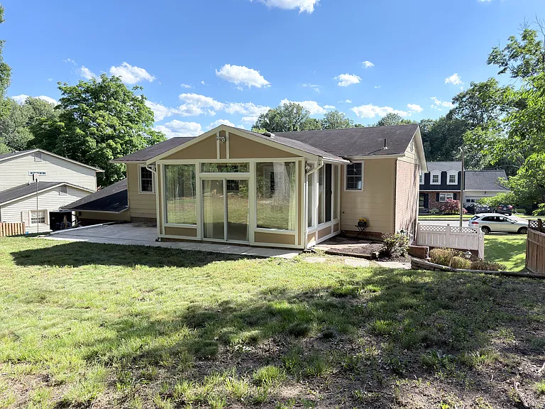 5263 Pumphrey Dr — Photo 20