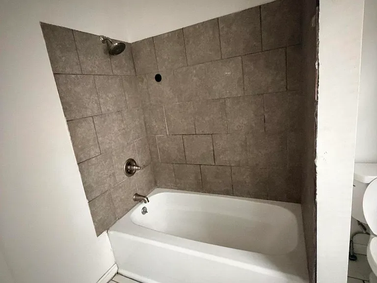1607 Mulberry St #2 — Photo 7