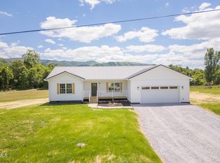 320 Deerwood Rd, Greeneville, TN 37743