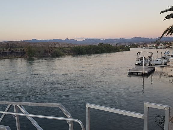 4th image of 1327 Riverfront Dr