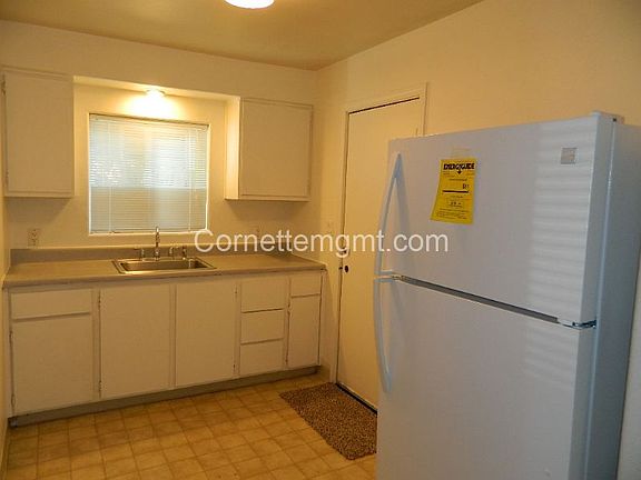 5th image of 2754 Del Paso Blvd APT 1