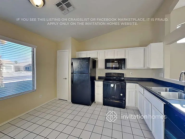 11341 W Ruth Ave — Photo 9