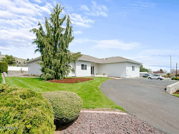 108 N 96th Ave, Yakima, WA 98908