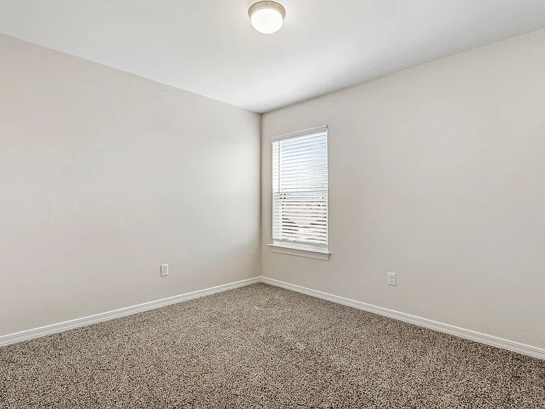 649 La Entrada Cir — Photo 32