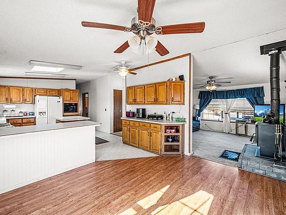 4th image of 8435 Savage Rd