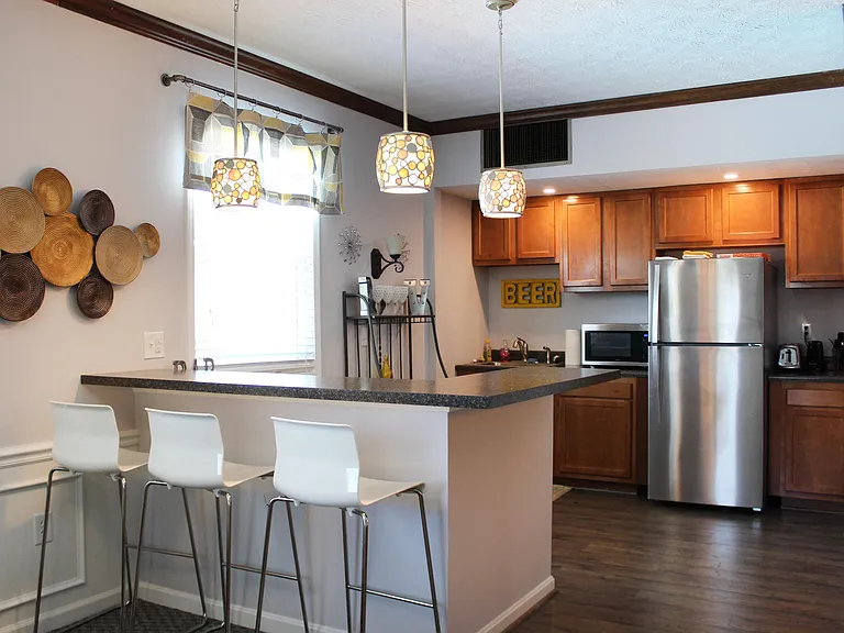Revere Village Apartments — Photo 19