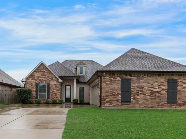 215 Bay Meadow Ln, Carencro, LA 70507