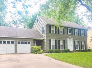 9809 Cedar St, Overland Park, KS 66207