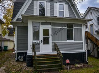 724 E Washington St, Joliet, IL 60433