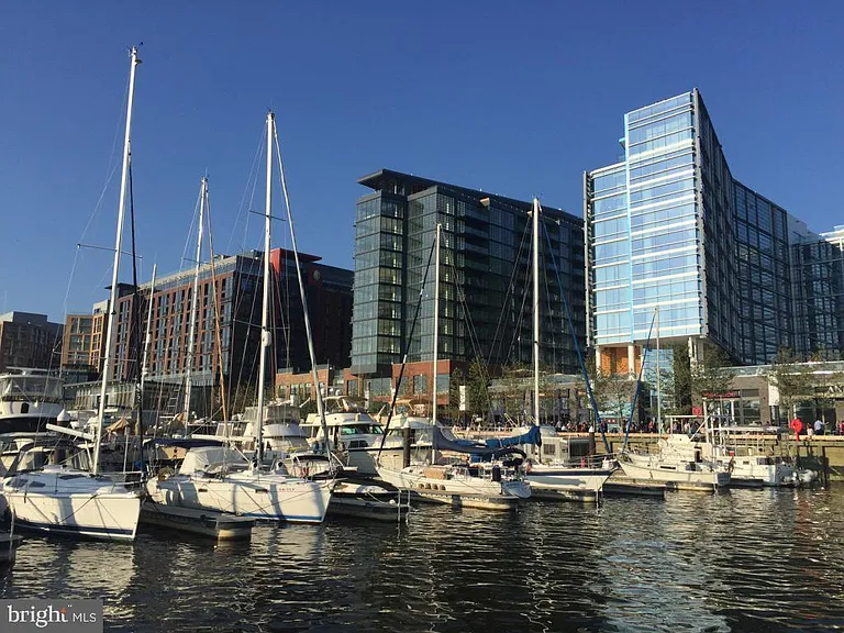 350 G St SW #N626 — Photo 35