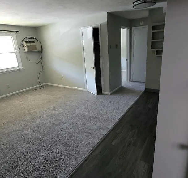 Slate Creek Apartments & Townhomes — Photo 29