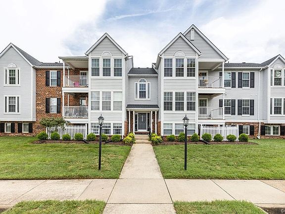 2nd image of 9392 Wind Haven Ct Unit 405