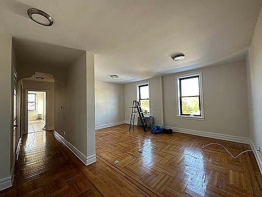 3rd image of 47-60 39th Pl #4-A