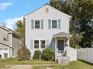 168 Woodland Rd, Hampton, VA 23663