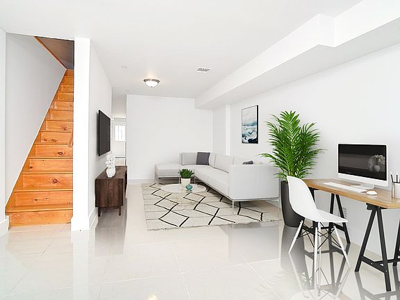 4th image of 305 Albany Ave #1