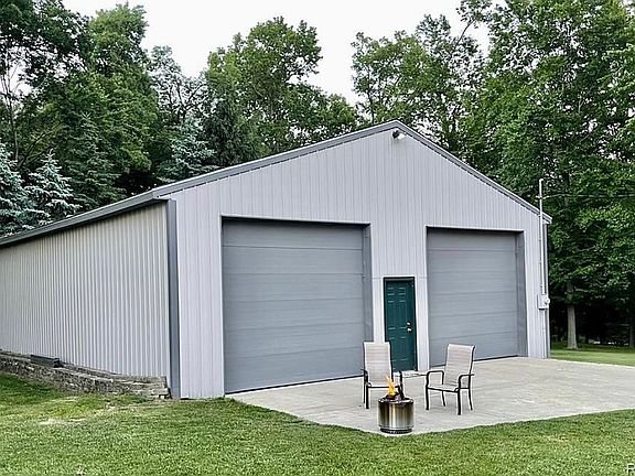 5th image of 11659 Clairmont Dr