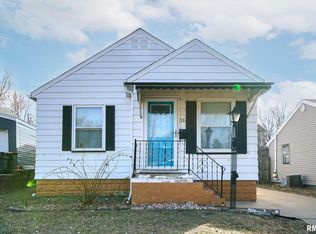 336 Saint Julian St, Pekin, IL 61554