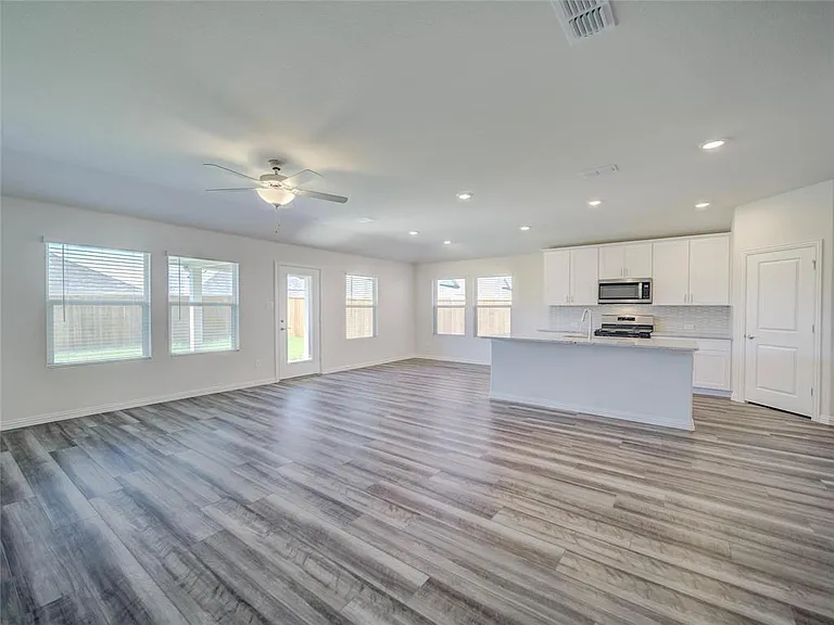 3405 Kingsgarden Rd — Photo 9
