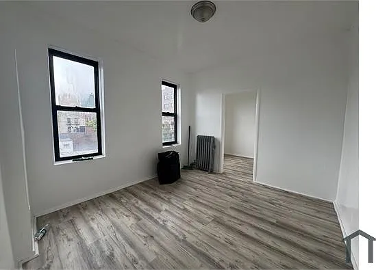 1 bed, 700 sqft, $2,762 — Photo 4