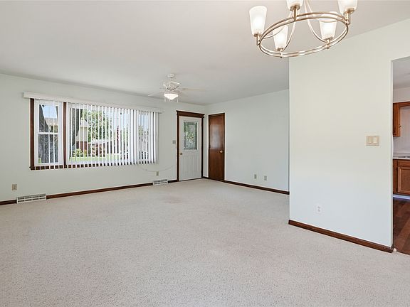 3rd image of 6671 NW 4th Ct