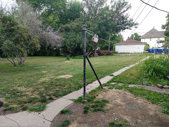 4th image of 728 N 6th St