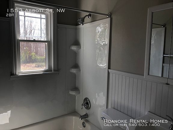 3rd image of 1553 Abbott St NW