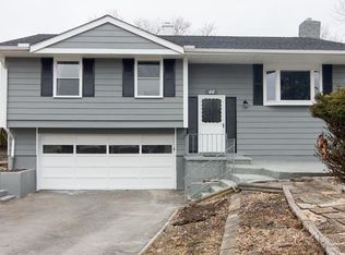 46 Park Dr, Warwick, NY 10990