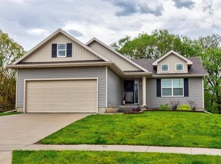 3637 Brook Run Dr, Des Moines, IA 50317