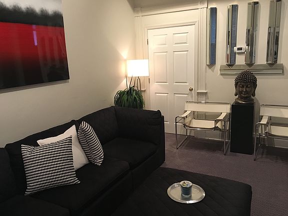 3rd image of 1213 Elm St APT 2