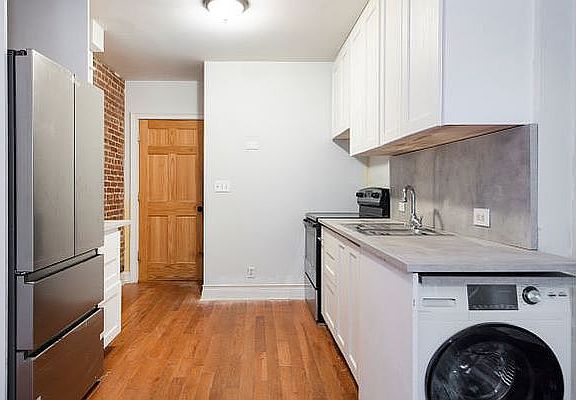 4th image of 234 W 112th St #1