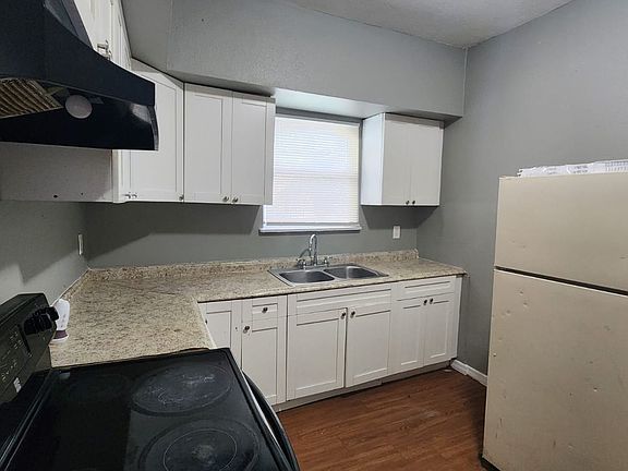 3rd image of 2226 E 18th Ave