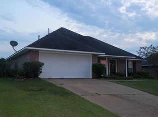 433 Fairway Ave, Byram, MS 39272