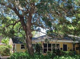 2137 Wisteria St, Sarasota, FL 34239