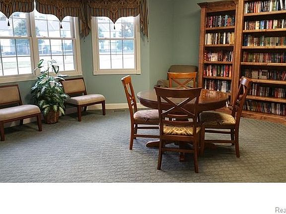 3rd image of 225 Brookwood Dr #8-2-20