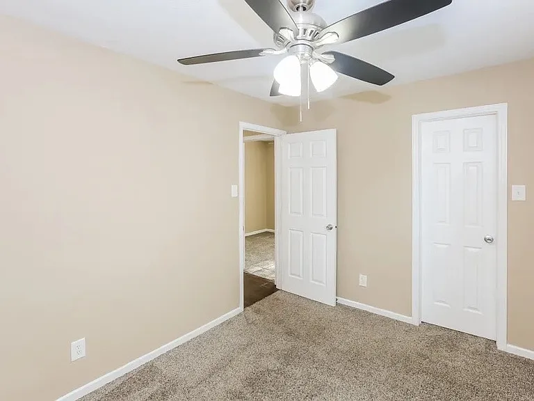 612 N Mulberry St — Photo 10